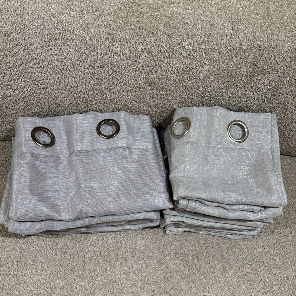 Silver sparkling Grommet Curtains - Picture 3 of 14